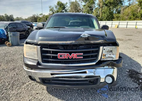 2010 GMC Sierra K1500 Sle z USA, uszkodzony, nr VIN 3GTRKVE35AG107432
